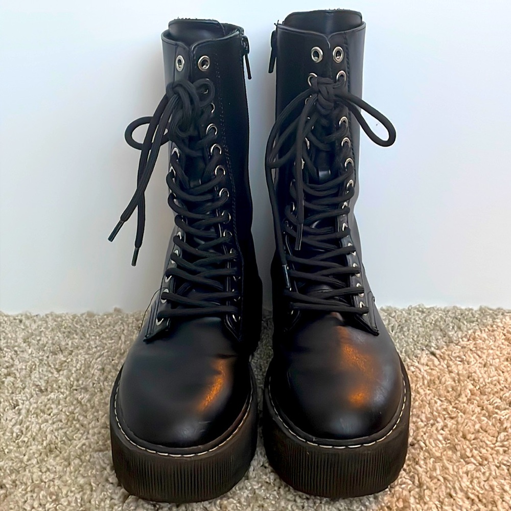Size 5.5 Platform Combat Boots.